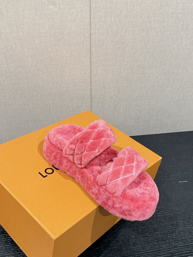 Louis Vuitton Slippers